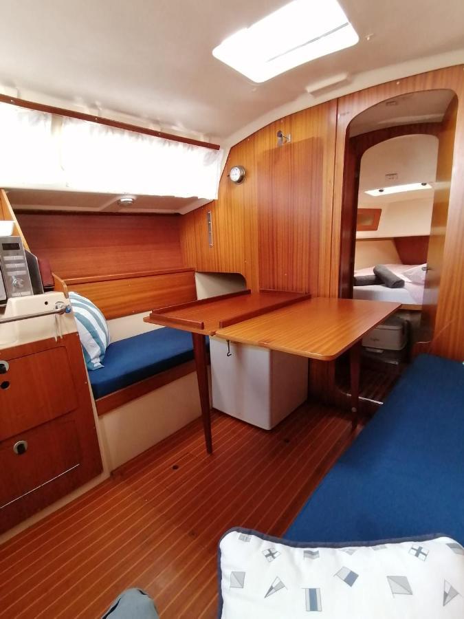 Bateau-hôtel Cozy Sailboat In Barcelona!! No Showers